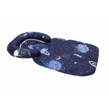Paturica impermeabila cu tetiera detasabila model Cosmos Paturica impermeabila cu tetiera detasabila model Cosmos
